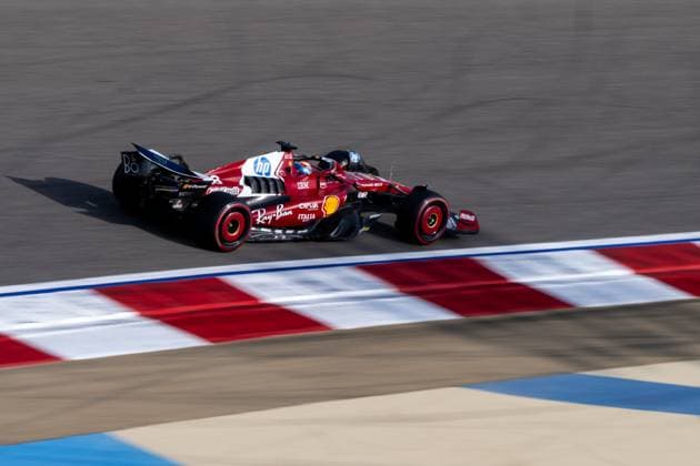 Dino Beganovic Scuderia Ferrari HP, Sweden, 14 in SF 25, BAH, Formula 1 World Championship, Gulf Air Grand Prix of Bahrain, Bahrain International Circuit, Free Practice, 2025 season, 11 04 2025 BAH, Formula 1 World Championship, Gulf Air Grand Prix of Bahrain, Bahrain International Circuit, Free Practice, 2025 season, 11 04 2025 Sakhir Copyright: xEibner-Pressefoto Memmlerx EP_MMR