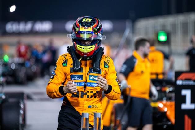 Oscar Piastri McLaren Formula 1 Team, Australia, 81 celebrates first place and pole position at Parc Ferme, BAH, Formula 1 World Championship, Gulf Air Grand Prix of Bahrain, Bahrain International Circuit, Qualifying, 2025 season, 12 04 2025 BAH, Formula 1 World Championship, Gulf Air Grand Prix of Bahrain, Bahrain International Circuit, Qualifying, 2025 season, 12 04 2025 Sakhir Copyright: xEibner-Pressefoto Memmlerx EP_MMR