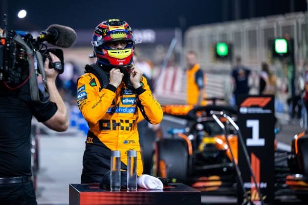 Oscar Piastri McLaren Formula 1 Team, Australia, 81 celebrates first place and pole position at Parc Ferme, BAH, Formula 1 World Championship, Gulf Air Grand Prix of Bahrain, Bahrain International Circuit, Qualifying, 2025 season, 12 04 2025 BAH, Formula 1 World Championship, Gulf Air Grand Prix of Bahrain, Bahrain International Circuit, Qualifying, 2025 season, 12 04 2025 Sakhir Copyright: xEibner-Pressefoto Memmlerx EP_MMR