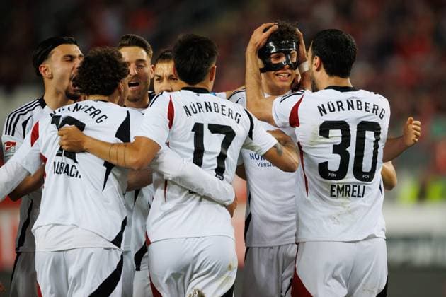 Fabio Gruber 1 FC Nuernberg celebrates the goal for 0 1 with Berkay Yilmaz 1 FC Nuernberg , Jens Castrop 1 FC Nuernberg , Mahir Emreli 1 FC Nuernberg , Lukas Schleimer 1 FC Nuernberg , 1 FC Kaiserslautern vs 1 FC Nuernberg, Football, 2 Bundesliga, Season 2024 2025, Matchday 29, 12 04 2025 1 FC Kaiserslautern vs 1 FC Nuernberg, Football, 2 Bundesliga, Season 2024 2025, Matchday 29, 12 04 2025 Kaiserslautern Copyright: xEibner-Pressefoto AlexanderxNeisx EP_ANS