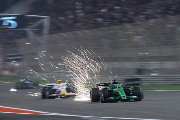 Nico Huelkenberg Stake F1 Team Kick Sauber, Germany, 27 in C45 with sparks flying, BAH, Formula 1 World Championship, Gulf Air Grand Prix of Bahrain, Bahrain International Circuit, Race, 2025 season, 13 04 2025 BAH, Formula 1 World Championship, Gulf Air Grand Prix of Bahrain, Bahrain International Circuit, Race, 2025 season, 13 04 2025 Sakhir Copyright: xEibner-Pressefoto Memmlerx EP_MMR