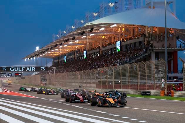 F1 - BAHRAIN GRAND PRIX 2025 start of the race, depart, 81 PIASTRI Oscar (aus), McLaren F1 Team MCL39, action 63 RUSSELL George (gbr), Mercedes AMG F1 Team W16, action 16 LECLERC Charles (mco), Scuderia Ferrari SF-25, action during the Formula 1 Gulf Bahrain Grand Prix 2025, 4th round of the 2025 FIA Formula One World Championship, WM, Weltmeisterschaft from April 11 to 13, 2025 on the Bahrain International Circuit, in Sakhir, Bahrain - SakhirBahrain Copyright: xDPPIx