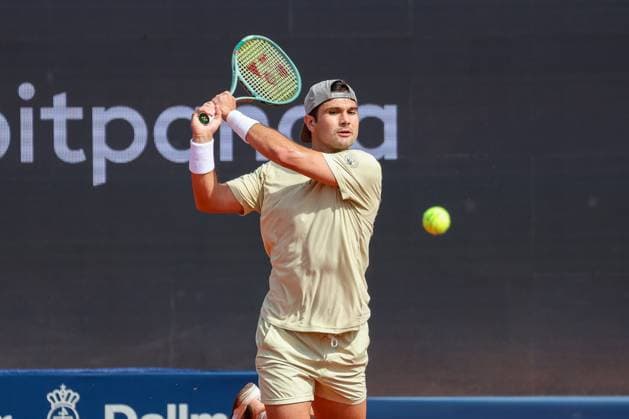 Marcos Giron USA , GER, BMW Open by Bitpanda, Miomir Kecmanovic Serbia vs Marcos Giron USA , Tennis, ATP 500, Men, 14 04 2025, GER, BMW Open by Bitpanda, Miomir Kecmanovic Serbia vs Marcos Giron USA , Tennis, ATP 500, Men, 14 04 2025 Munich Copyright: xEibner-Pressefoto JennixMaulx EP_JML