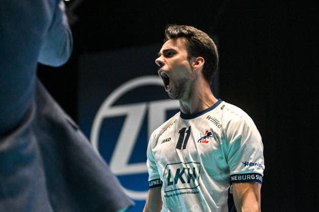 GER, VBL, VfB Friedrichshafen vs SVG Lüneburg 16 04 2025, Spacetech Arena, Friedrichshafen, GER, VBL, VfB Friedrichshafen vs SVG Lüneburg, in the picture Xander Ketrzynski Lueneburg, 11 , cheering after monster block nordphotoxGmbHx xHafner nph00200