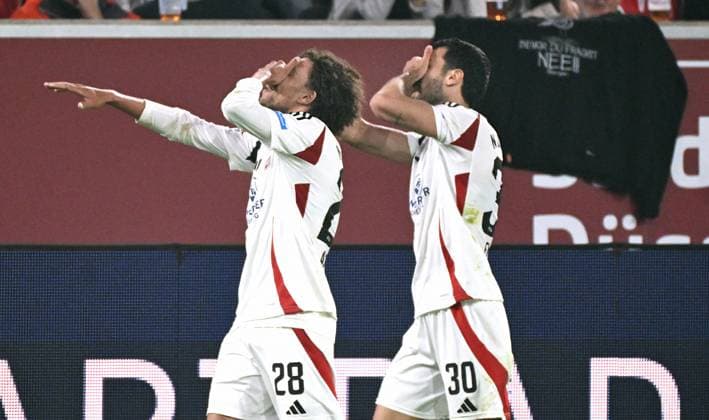 Soccer, 2 Bundesliga, Germany, Men, Season 2024 2025, 31 Matchday, Merkur Spiel Arena Düsseldorf, Fortuna Düsseldorf FC Nuremberg cheer Mahir Emreli FCN after his goal to 0 2, together with Janis Antiste FCN cheer, joy, action