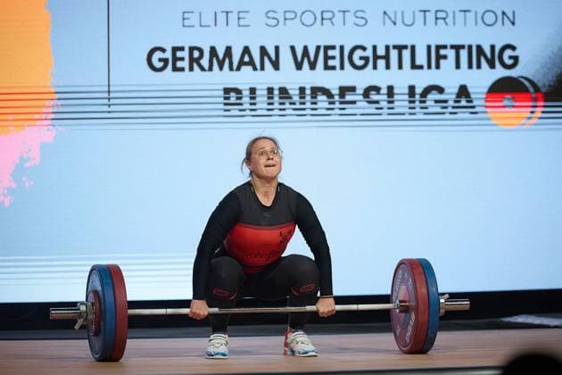 Sabine Kusterer SV Germania Obrigheim clean and jerk GER, German Team Weightlifting Championships, German Team Weightlifting Finals, German Team Championships, 1 Bundesliga, 2024 2025 season, 26 04 2025 GER, German Team Weightlifting Championships, German Team Weightlifting Finals, German Team Championships, 1 Bundesliga, 2024 2025 season, 26 04 2025 Heidelberg Copyright: xEibner-Pressefoto GeraldxOelze-dexStoppanyx EP_ODS