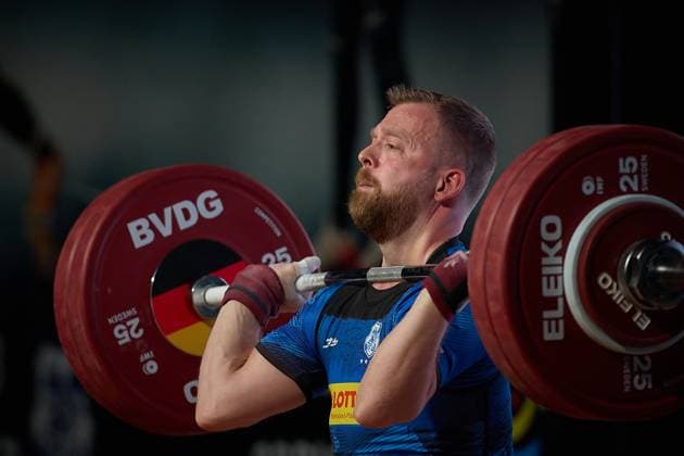Simon Brandhuber AV 03 Speyer in the clean and jerk GER, German Team Weightlifting Championship, German Weightlifting League Final, German Team Championship, 1 Bundesliga, 2024 2025 season, 26 04 2025 GER, German Team Weightlifting Championship, German Team Weightlifting League Final, German Team Championship, 1 Bundesliga, 2024 2025 season, 26 04 2025 Heidelberg Copyright: xEibner-Pressefoto GeraldxOelze-dexStoppanyx EP_ODS