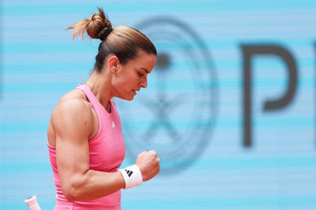 April 29, 2025, Madrid, Madrid, Spain: Maria Sakkari of Greece celebrates a point against Elina Svitolina of Ukraine during the Mutua Madrid Open 2025, ATP, Tennis Herren Masters 1000 and WTA, Tennis Damen 1000 tennis tournament, celebrated at Caja Magica on April 29, 2025 in Madrid, Spain. Madrid Spain - ZUMAa181 20250429_zaa_a181_204 Copyright: xIrinaxR.xHipolitox