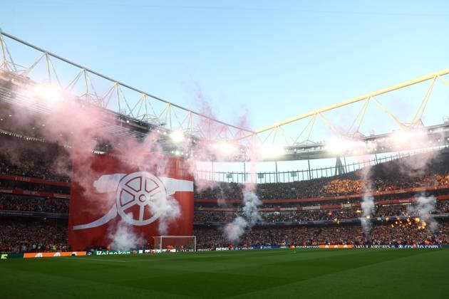 A display from Arsenal fans before the game Arsenal v Paris Saint-Germain, UEFA Champions League, Semi Final, First Leg, Football, Emirates Stadium, London, UK - 29 Apr 2025 EDITORIAL USE ONLY No use with unauthorised audio, video, data, fixture lists, club league logos or live services. Online in-match use limited to 120 images, no video emulation. No use in betting, games or single club league player publications. Copyright: xKieranxMcManus Shutterstockx 15275544et