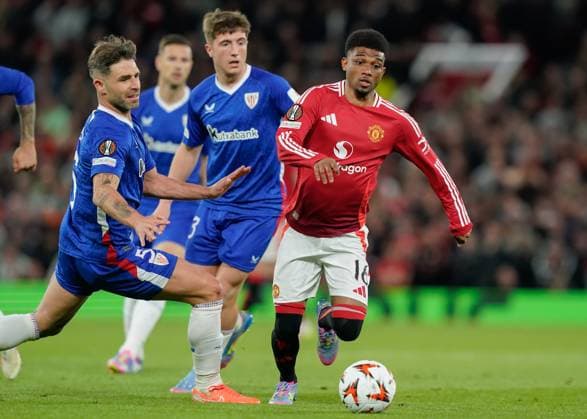 Manchester, England, 8th May 2025. Amad Diallo of Manchester United, ManU in action during the Manchester United vs Athletic Bilbao UEFA Europa League Semi Final, 2nd Leg match at Old Trafford, Manchester. Picture credit should read: Andrew Yates Sportimage EDITORIAL USE ONLY. No use with unauthorised audio, video, data, fixture lists, club league logos or live services. Online in-match use limited to 120 images, no video emulation. No use in betting, games or single club league player publications. SPI-3917_MANCHESTER_UNITED_V_ATHLETIC_BILBAO SPI-3917-0053