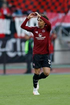 Goalscorer Janis Antiste 1 FC Nuremberg, 28 , cheering after his goal to 1 0, jubilant, cheering, jubilating, emotions 09 05 2025, Football, 2 Bundesliga, 1 FC Nürnberg 1 FC Köln, GER, Nuremberg, Max Morlock Stadion, DFL REGULATIONS PROHIBIT ANY USE OF PHOTOGRAPHS AS IMAGE SEQUENCES AND OR QUASI VIDEO Copyright: HMBxMedia xHeikoxBecker
