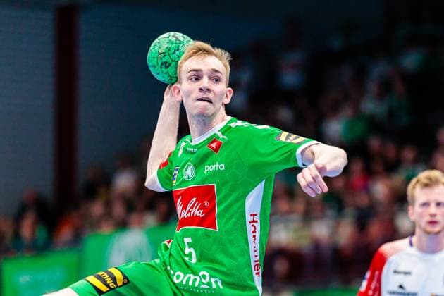 Florian Kranzmann GWD Minden, 05 at seven-meter 7 meter throw GER, GWD Minden vs HBW Balingen Weilstetten, Handball, 2 Bundesliga, 31 Matchday, Season 2024 2025, 16 05 2025 GER, GWD Minden vs HBW Balingen Weilstetten, Handball, 2 Bundesliga, 31 Matchday, Season 2024 2025, 16 05 2025 Luebbecke Copyright: xEibner-Pressefoto JanxRollingerx EP_JSK