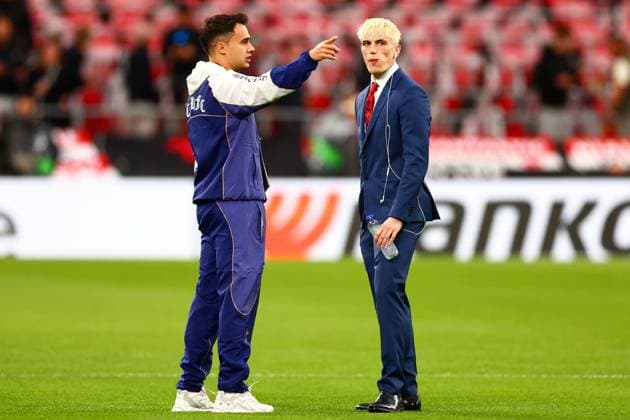 Sergio Reguilon of Tottenham Hotspur and Alejandro Garnacho of Manchester United, ManU talk on the pitch prior to kick off Tottenham Hotspur v Manchester United, Europa League Final, Football, San Mames Stadium, Bilbao, Spain - 21 May 2025 EDITORIAL USE ONLY No use with unauthorised audio, video, data, fixture lists, club league logos or live services. Online in-match use limited to 120 images, no video emulation. No use in betting, games or single club league player publications. Copyright: xJamesxMarsh Shutterstockx 15312890aw
