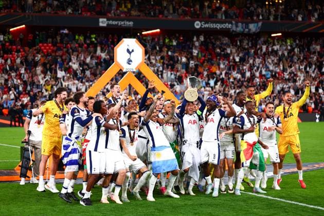 Son Heung-Min of Tottenham Hotspur and Tottenham Hotspur lift the UEFA Europa League trophy Tottenham Hotspur v Manchester United, ManU Europa League Final, Football, San Mames Stadium, Bilbao, Spain - 21 May 2025 EDITORIAL USE ONLY No use with unauthorised audio, video, data, fixture lists, club league logos or live services. Online in-match use limited to 120 images, no video emulation. No use in betting, games or single club league player publications. Copyright: xJamesxMarsh Shutterstockx 15312890eo