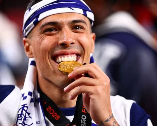 Pedro Porro of Tottenham Hotspur celebrates Tottenham Hotspur v Manchester United, ManU Europa League Final, Football, San Mames Stadium, Bilbao, Spain - 21 May 2025 EDITORIAL USE ONLY No use with unauthorised audio, video, data, fixture lists, club league logos or live services. Online in-match use limited to 120 images, no video emulation. No use in betting, games or single club league player publications. Copyright: xJamesxMarsh Shutterstockx 15312890fs