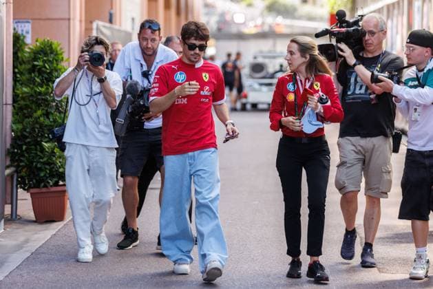 Charles Leclerc Scuderia Ferrari HP, 16 always accompanied by camera teams, Monaco Grand Prix, Motorsport, Formula 1, 2025 season, 22 05 2025 Monaco Grand Prix, Motorsport, Formula 1, 2025 season, 22 05 2025 Monte Carlo Copyright: xEibner-Pressefoto AlexanderxNeisx EP_ANS