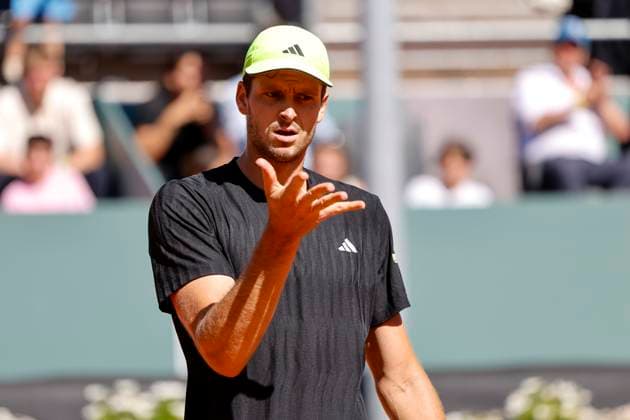 Hubert Hurkacz POL , Switzerland, Tennis, Gonet Geneva Open ATP 250 , Final Doubles,2025, Ariel Behar URU Joran Vliegen BEL vs Sadio Doumbia FRA Fabien Reboul FRA , 24 05 2025, Parc des Eaux Vives, Geneva, Switzerland Geneva Parc des Eaux Vives Geneva Switzerland Copyright: xGrantxHubbsx