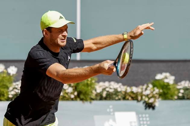 Hubert Hurkacz POL , Switzerland, Tennis, Gonet Geneva Open ATP 250 , Final Doubles,2025, Ariel Behar URU Joran Vliegen BEL vs Sadio Doumbia FRA Fabien Reboul FRA , 24 05 2025, Parc des Eaux Vives, Geneva, Switzerland Geneva Parc des Eaux Vives Geneva Switzerland Copyright: xGrantxHubbsx