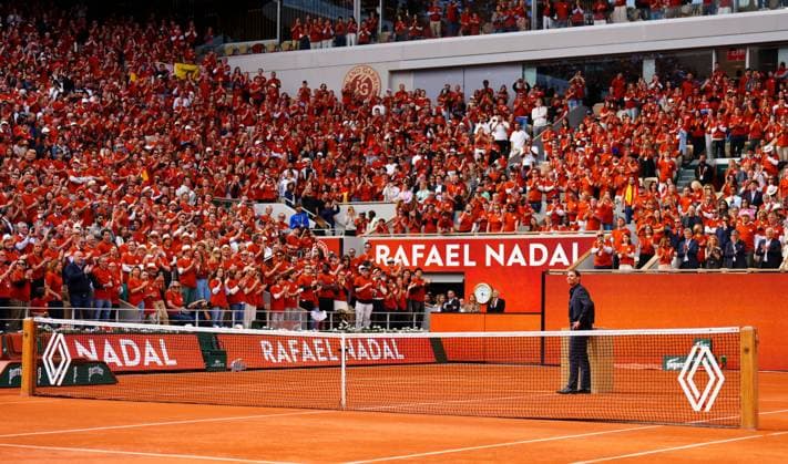 Tennis, French Open, Rafael Nadal wird mit Abschiedszeremonie geehrt Rafa Nadal is honoured in a farewell ceremony on Philippe Chatrier Court French Open Tennis, Day One, Tennis, Roland Garros, Paris, France - 25 May 2025 EDITORIAL USE ONLY No use with unauthorised audio, video, data, fixture lists, club league logos or live services. Online in-match use limited to 120 images, no video emulation. No use in betting, games or single club league player publications. Copyright: xJavierxGarcia Shutterstockx 15314618bo