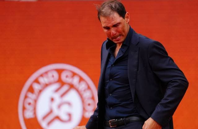 Tennis, French Open, Rafael Nadal wird mit Abschiedszeremonie geehrt Rafa Nadal is honoured in a farewell ceremony on Philippe Chatrier Court French Open Tennis, Day One, Tennis, Roland Garros, Paris, France - 25 May 2025 EDITORIAL USE ONLY No use with unauthorised audio, video, data, fixture lists, club league logos or live services. Online in-match use limited to 120 images, no video emulation. No use in betting, games or single club league player publications. Copyright: xJavierxGarcia Shutterstockx 15314618cp
