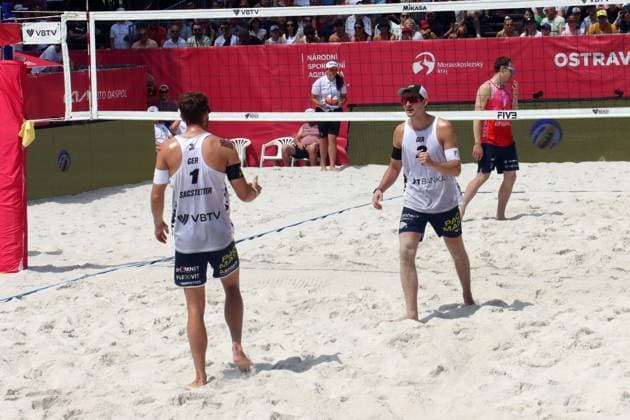Beach Pro Tour Ostrava, 31 05 2025 Beach Pro Tour Ostrava, Beach Volleyball, Elite16, Ostrava, 31 05 2025 Picture Sagstetter, Jonas GER, 1 and Sagstetter, Benedikt GER, 2 , joy after a point Copyright: xBEAUTIFULxSPORTS NilsxKoepkex