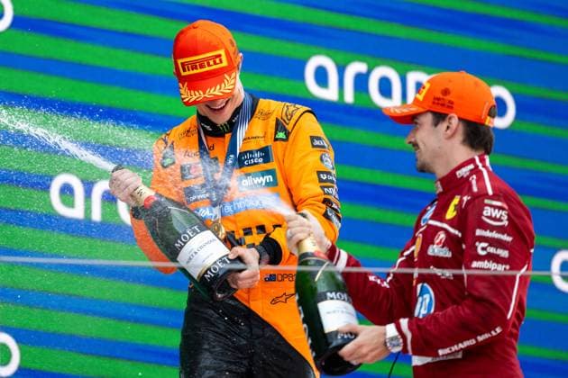 Oscar Piastri McLaren Formula 1 Team, Australia, 81 , Charles Leclerc Scuderia Ferrari HP, Monaco, 16 celebrating victory and third place on the podium at the podium ceremony and spraying champagne, ESP, Formula 1 World Championship, Aramco Grand Prix of Spain, Circuit de Barcelona Catalunya, Race, 2025 season, 01 06 2025 ESP, Formula 1 World Championship, Aramco Grand Prix of Spain, Circuit de Barcelona Catalunya, Race, 2025 season, 01 06 2025 Barcelona Copyright: xEibner-Pressefoto Memmlerx EP_MMR