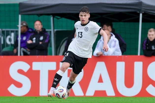 Lukas Ullrich Germany controls the ball, Friendly match, Germany U21 vs RB Leipzig U19, Spa and GolfResort Weimarer Land on 01 June 2025 in Blankenhain, Germany Photo by Marco Steinbrenner DeFodi Images Lukas Ullrich Germany controls the ball, Friendly match, Germany U21 vs RB Leipzig U19, Spa and GolfResort Weimarer Land, June 1, 2025 in Blankenhain, Germany Photo by Marco Steinbrenner DeFodi Images