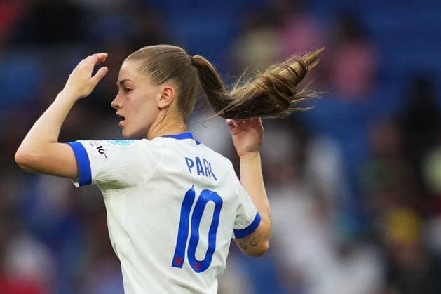 Jess Park of England Spain Women v England Women, UEFA Women s Nations League - League A - Group 3, Football, RCDE Stadium, Barcelona, Spain - 03 Jun 2025 EDITORIAL USE ONLY No use with unauthorised audio, video, data, fixture lists, club league logos or live services. Online in-match use limited to 120 images, no video emulation. No use in betting, games or single club league player publications. Copyright: xBaguxBlanco Shutterstockx 15338013bv