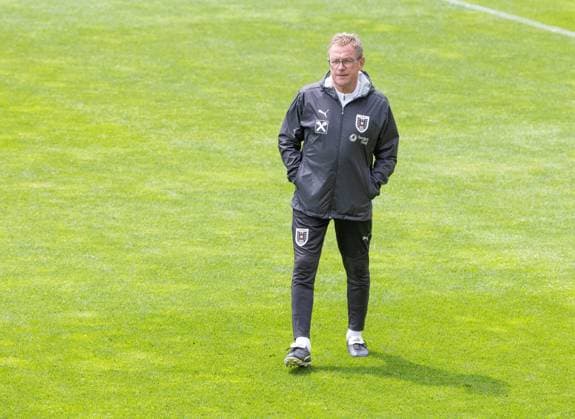 SOCCER - FIFA WC quali, AUT vs ROU SEEFELD,AUSTRIA,05.JUN.25 - SOCCER - FIFA World Cup, WM, Weltmeisterschaft, Fussball 2026, European Qualifiers, group stage, OEFB international match, Länderspiel, Nationalmannschaft Austria vs Romania, preview, training AUT. Image shows head coach Ralf Rangnick (AUT). GEPAxpictures xMichaelxKristen