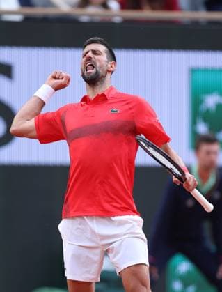 Novak Djokovic of Serbia celebrates French Open Tennis, Day Thirteen, Tennis, Roland Garros, Paris, France - 06 Jun 2025 EDITORIAL USE ONLY No use with unauthorised audio, video, data, fixture lists, club league logos or live services. Online in-match use limited to 120 images, no video emulation. No use in betting, games or single club league player publications. Copyright: xEllaxLing Shutterstockx 15338002bn