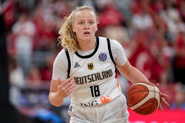 Emma Eichmeyer DBB, 18 , on the ball, single picture, single photo, action, action, 06 06 2025, Heidelberg Germany , basketball, international match, women, Germany Turkey xozx