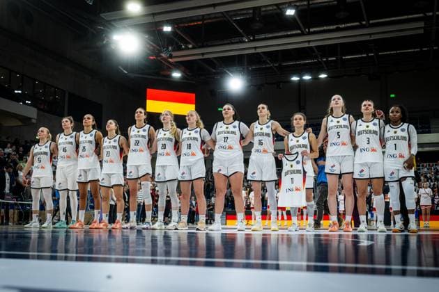 Basketball Heidelberg 06 06 2025 Test match DBB Women Germany GER Turkey TUR Jessika Schiffer Germany, No 55 Romy Bär Germany, No 46 Clara Bielefeld Germany, No 25 Mailien Rolf Germany, No 23 Emily Bessoir Germany, No 22 Frida Bühner Germany, No 20 Elea Gaba Germany, No 17 Alina Hartmann Germany, No 16 Jennifer Crowder Germany, No 07 with a jersey of the injured Marie Gülich Germany, No 11 Gulich Hilke Feldrappe Germany, No 05 Alexandra Wilke Germany, No 03 Alexis Peterson Germany, No 01 vlnr