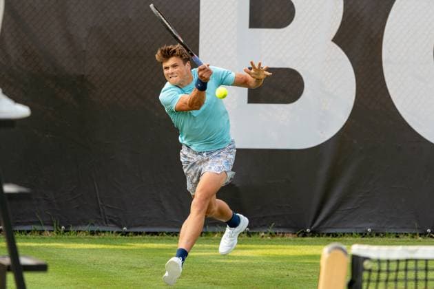 Patrick Zahraj hits the ball back dynamically with his forehand, Marton Fucsovics vs Patrick Zahraj, Tennis, ATP Tournament, Boss Open, Court No 1, Qualification, 07 06 2025, Marton Fucsovics vs Patrick Zahraj, Tennis, ATP Tournament, Boss Open, Court No 1, Qualification, 07 06 2025, Stuttgart Copyright: xEibner-Pressefoto EdwardxCheungx EP_ECG