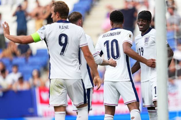 Harry Kane of England celebrates scoring the opening goal for their side with their teammates Andorra v England, FIFA 2026 World Cup Qualifying, Group K, Football, RCDE Stadium, Barcelona, Spain - 07 Jun 2025 EDITORIAL USE ONLY No use with unauthorised audio, video, data, fixture lists, club league logos or live services. Online in-match use limited to 120 images, no video emulation. No use in betting, games or single club league player publications. Copyright: xBaguxBlanco Shutterstockx 15345797az