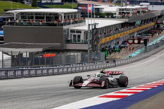 Oliver Bearman MoneyGram Haas F1 Team, 87 with his car on the track, Grand Prix of Austria, Motorsport, Formula 1, 2025 season, 27 06 2025 Grand Prix of Austria, Motorsport, Formula 1, 2025 season, 27 06 2025 Copyright: xEibner-Pressefoto AlexanderxNeisx EP_ANS