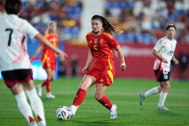 June 27, 2025, Leganes, Madrid, Spain: Maria Mendez of Spain in action during the Women s International Friendly, Länderspiel, Nationalmannschaft football match played between Spain and Japan at Butarque stadium on June 27, 2025, in Leganes, Madrid, Spain. Leganes Spain - ZUMAa181 20250627_zaa_a181_040 Copyright: xDennisxAgyemanx