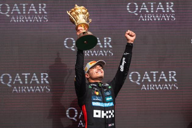 Formula 1 Qatar Airways British Grand Prix 2025 Alexis Perrin OVERTAKE MAXPPP - Silverstone 06 07 2025 Home race winner, winner of the British Grand Prix 2025 04 NORRIS Lando (gbr), McLaren F1 Team, portrait, podium during the Formula 1 Qatar Airways British Grand Prix 2025, the 12th round of the 2025 FIA Formula 1 World Championship, WM, Weltmeisterschaft at the Silverstone Circuit in Silverstone, United Kingdom, from July 3 to 6, 2025 Silverstone United Kingdom Copyright: xOVERTAKE MAXPPPxAlexisxPerrinx OVT202507062408 OVT202507062408