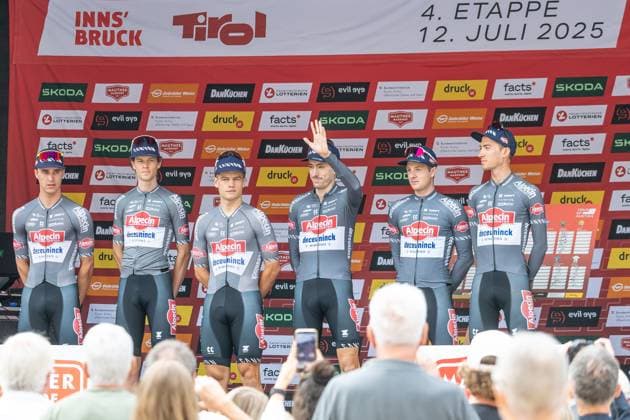 12 07 2025, Kühtai, AUT, Tour of Austria 2025, Stage 4 from Innsbruck to Kühtai 117.1 km , in the picture TEAM ALPECIN DECEUNINCK with Michael Gogl AUT , Lennert Belmans BEL , Jensen Plowright AUS , Noah Ramsay CAN , Luca Vergallito ITA , Toon Vandebosch BEL , Niels Vandeputte BEL TEAM ALPECIN DECEUNINCK with Michael Gogl AUT , Lennert Belmans BEL , Jensen Plowright AUS , Noah Ramsay CAN , Luca Vergallito ITA , Toon Vandebosch BEL , Niels Vandeputte BEL before the start of the stage 4 from Innsbruck to Kühtai 117,1 km of the Tour of Austria Kühtai, Austria on 2025 07 12 Expa Kühtai EP_gro
