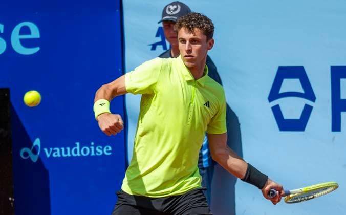July 20, 2025, Gstaad, Bern, Switzerland: Gstaad Switzerland, 07 20 2025: JUAN MANUEL CERUNDOLO of Argentina is in action during final of EFG Swiss Open Gstaad ATP, Tennis Herren 250,Tennis Herren 250 and took place at Roy Emerson Arena in Gstaad, which is located in the famous ski resort of Gstaad and which is located in the Bernese Oberland. ALEXANDER BUBLIK won 6-4, 4-6, 6-3. Gstaad Switzerland - ZUMAd206 20250720_zip_d206_001 Copyright: xEricxDubostx