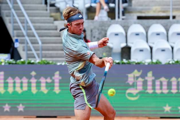 Lukas Neumayer Austria controls the ball, ATP 250 Tournament, Generali Open Kitzbuhel, Tennis stadium at Kapserfeld, July 22, 2025 in Kitzbuehel, Austria Photo by Marco Steinbrenner DeFodi Images Lukas Neumayer Austria controls the ball, ATP 250 Tournament, Generali Open Kitzbuhel, Tennis stadium at Kapserfeld, July 22, 2025 in Kitzbuehel, Austria Photo by Marco Steinbrenner DeFodi Images