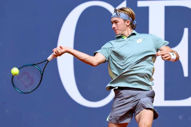 Lukas Neumayer Austria controls the ball, ATP 250 Tournament, Generali Open Kitzbuhel, Tennis stadium at Kapserfeld, July 22, 2025 in Kitzbuehel, Austria Photo by Marco Steinbrenner DeFodi Images Lukas Neumayer Austria controls the ball, ATP 250 Tournament, Generali Open Kitzbuhel, Tennis stadium at Kapserfeld, July 22, 2025 in Kitzbuehel, Austria Photo by Marco Steinbrenner DeFodi Images