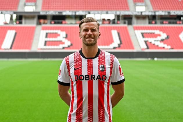 Lucas Hoeler SC Freiburg, 09 GER, SC Freiburg, Football, 1 BL, portrait date 2025 2026, 30 07 2025 GER, SC Freiburg, Football, 1 BL, portrait date 2025 2026, 30 07 2025 Freiburg Copyright: xEibner-Pressefoto ThomasxHessx EP_THS