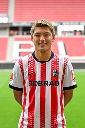 Ritsu Doan SC Freiburg, 42 GER, SC Freiburg, Football, 1 BL, portrait date 2025 2026, 30 07 2025 GER, SC Freiburg, Football, 1 BL, portrait date 2025 2026, 30 07 2025 Freiburg Copyright: xEibner-Pressefoto ThomasxHessx EP_THS