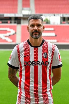 Anthony Jung SC Freiburg, 05 GER, SC Freiburg, Football, 1 BL, portrait date 2025 2026, 30 07 2025 GER, SC Freiburg, Football, 1 BL, portrait date 2025 2026, 30 07 2025 Freiburg Copyright: xEibner-Pressefoto ThomasxHessx EP_THS