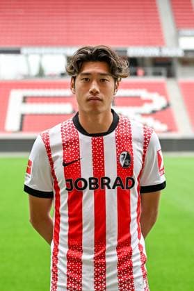 Yuito Suzuki SC Freiburg, 14 GER, SC Freiburg, Football, 1 BL, portrait date 2025 2026, 30 07 2025 GER, SC Freiburg, Football, 1 BL, portrait date 2025 2026, 30 07 2025 Freiburg Copyright: xEibner-Pressefoto ThomasxHessx EP_THS