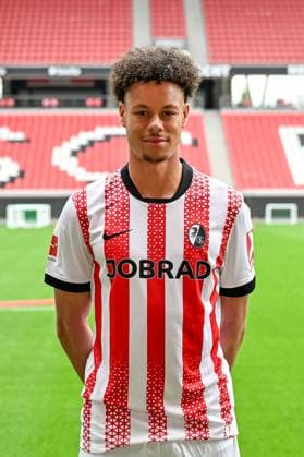 Derry Scherhant SC Freiburg, 07 GER, SC Freiburg, Football, 1 BL, Portraettermin 2025 2026, 30 07 2025 GER, SC Freiburg, Football, 1 BL, Portraettermin 2025 2026, 30 07 2025 Freiburg Copyright: xEibner-Pressefoto ThomasxHessx EP_THS