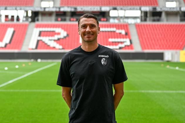 Daniel Wolf SC Freiburg, Athletic Trainer GER, SC Freiburg, Football, 1 BL, Portrait date 2025 2026, 30 07 2025 GER, SC Freiburg, Football, 1 BL, Portrait date 2025 2026, 30 07 2025 Freiburg Copyright: xEibner-Pressefoto ThomasxHessx EP_THS