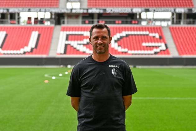 Felix Roth SC Freiburg, individual coach GER, SC Freiburg, football, 1 BL, portrait appointment 2025 2026, 30 07 2025 GER, SC Freiburg, football, 1 BL, portrait appointment 2025 2026, 30 07 2025 Freiburg Copyright: xEibner-Pressefoto ThomasxHessx EP_THS