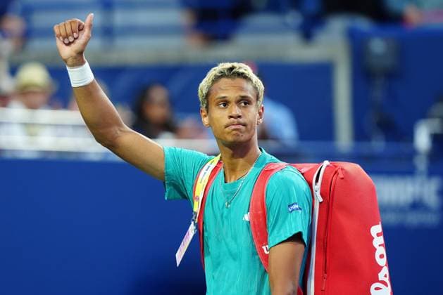 August 1, 2025, Toronto, On, Canada: Gabriel Diallo, of Canada, acknowledges the crowd after being defeated by Taylor Fritz, of the United States of America, at the National Bank Open in Toronto, Friday, Aug. 1, 2025. Canada News - August 1, 2025 - ZUMAc35_ 20250801_zaf_c35_159 Copyright: xFrankxGunnx