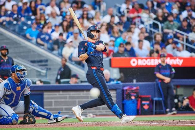 August 1, 2025, Toronto, On, Canada: Toronto Blue Jays outfielder Joey Loperfido (10) reacts as he bats a foul ball against the Kansas City Royals during third inning MLB, Baseball Herren, USA baseball action in Toronto, Friday, Aug. 1, 2025. Canada News - August 1, 2025 - ZUMAc35_ 20250801_zaf_c35_208 Copyright: xSammyxKoganx